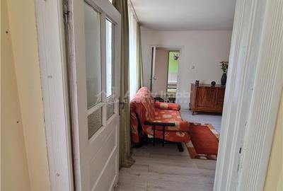 Casa pe sol, teren 318 mp, pretabila - clinica, locuinta - SIF - 3