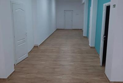 Spațiu comercial, de 114 mp, în 9 Mai - 10