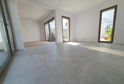 Monarch Soleil - finisaje de lux: parchet,usi, tamplarie lemn natural Monarch Soleil - finisaje de lux: parchet,usi, tamplarie lemn natural - 15