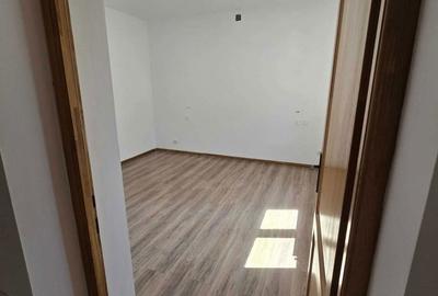 Apartament cu 3 camere semidecomandat în Exterior Vest - 3