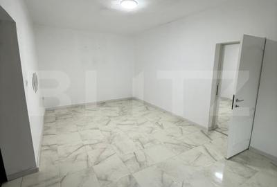 Spatiu comercial, 61mp, Oras Rovinari - 2