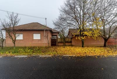 De vânzare Casă cu Grădină Generoasă in Dorobanți - 1