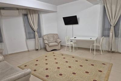 Apartament cu 2 camere decomandat, mobilat în Tei
