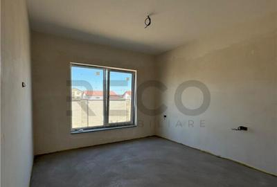 Casă cu 4 camere cu Teren 500 Mp în Sântandrei - 8