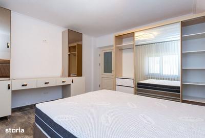 Casă cu 4 camere decomandat în Noua - 12