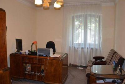 ARMENEASCA - UNIVERSITATE  - 6 camere stradal, locatie deosebita - 11