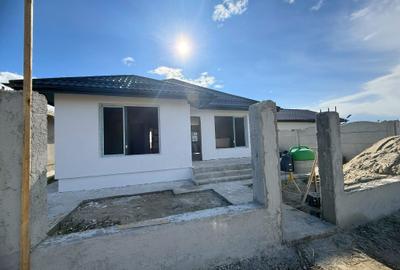 Casa Individuala / 3 Camere / 1 Baie / Teren 282 mp Casa Individuala / 3 Camere / 1 Baie / Teren 282 mp - 3