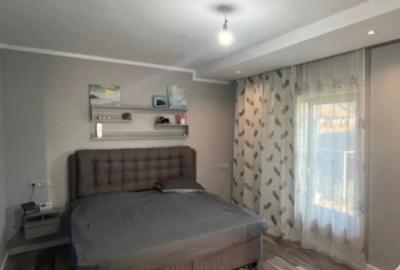 Casă cu 4 camere cu Teren 654 Mp în Satu Nou de Jos - 2