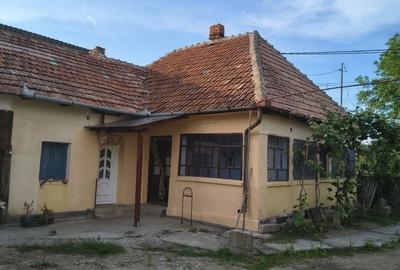 Casă cu 3 camere în Var - 1