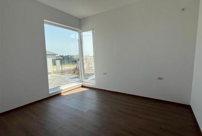 Casa Individuala - 3 camere -2 bai - 8