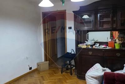 Casă cu 5 camere cu Teren 200 Mp în Grivița - 8