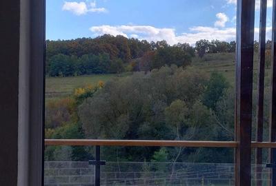 Casă cu 4 camere cu Teren 456 Mp în Stolna - 3