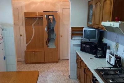 Apartament cu 3 camere decomandat în Central - 3