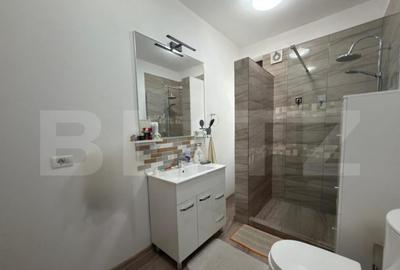 Casă cu 5 camere cu Teren 1020 Mp în Central - 1