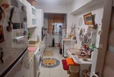 Apartament cu 2 camere, 63 mp, zona Cug - 10