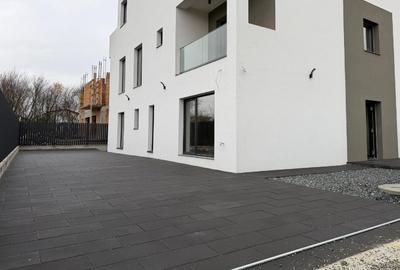 Apartament modern cu curte proprie 200 mp – 115 mp utili, 3 dormitoare, 3 băi - 14