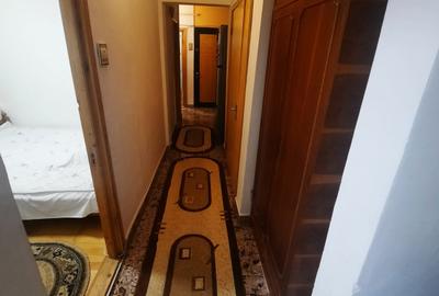 Apartament cu 3 camere decomandat, mobilat în Cug - 12