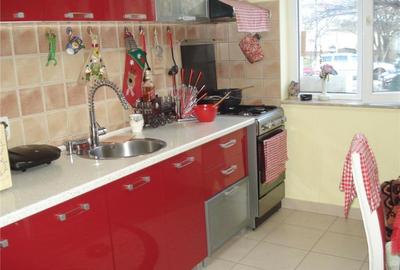 Casă cu 3 camere decomandat în Gării - 7