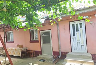 Casă cu 4 camere în Bariera Vâlcii - 4