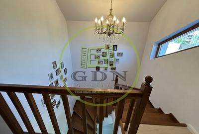 Casă individuală cu 6 camere cu Canalizare în Malu Mare - 11