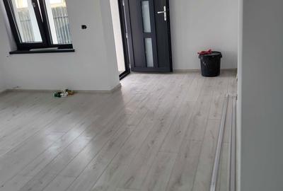 Casă cu 4 camere cu Teren 400 Mp în Central - 4