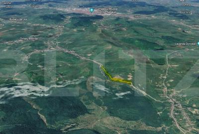 Teren de 2000 mp, în Central