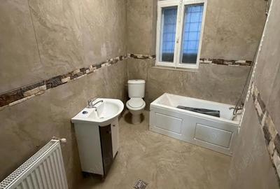 Spațiu comercial, de 85 mp, în Central - 1