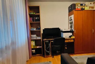 Apartament cu 2 camere, semidecomandat, tip X, zona Iosia - 3