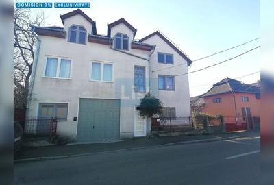 Casă cu 11 camere cu Teren 719 Mp în Câmpia Turzii - 1