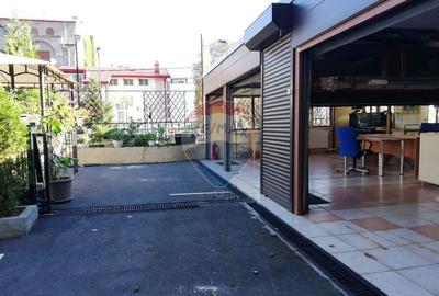 Birou, de 52 mp, în Unirii - 4