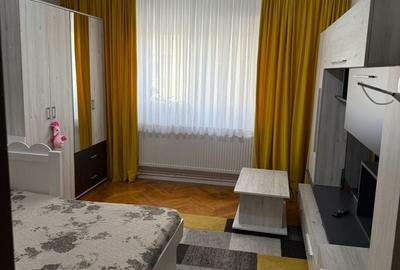 Apartament cu 2 camere decomandat în 9 Mai - 3