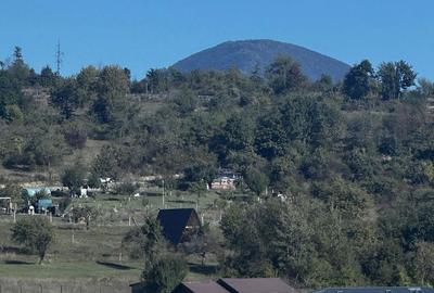 Teren de 1153 mp, în Vulcan - 2