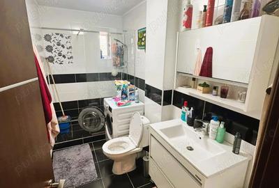 Apartament cu 3 camere decomandat în Babadag