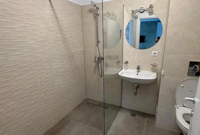 Garsonieră decomandată în Albert - 2