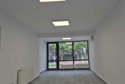 Spațiu comercial, de 60 mp, în Central - 1