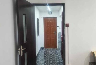 Apartament cu 2 camere semidecomandat în Central - 3