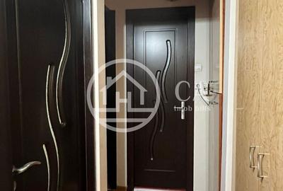 Apartament cu 3 camere decomandat în Nufărul - 4