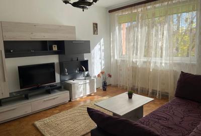 Apartament cu 2 camere decomandat în Lotrioara