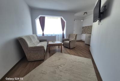 Garsonieră decomandată, mobilată în Dărmănești - 4