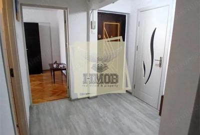 Apartament cu 2 camere decomandat în Ștrand