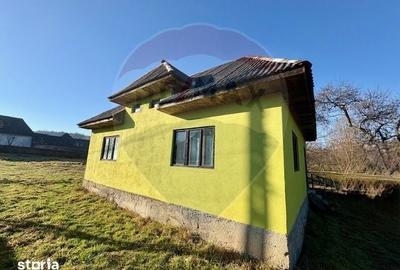 Casă cu 3 camere cu Teren 2097 Mp în Budești - 3