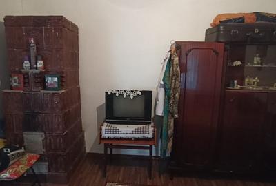 Vanzare casa 3 cam,baie,bucatarie, teren 2500mp in Bujoreni Alexandria Teleorman - 5
