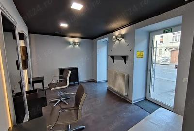 Spațiu comercial, de 40 mp, în Central - 1