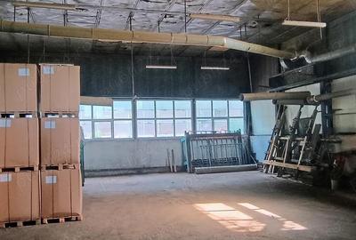 Spațiu comercial, de 1,800 mp, în Industrială - 7