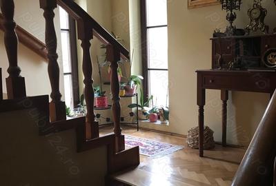 Casă cu 4 camere în Călugareni - 1