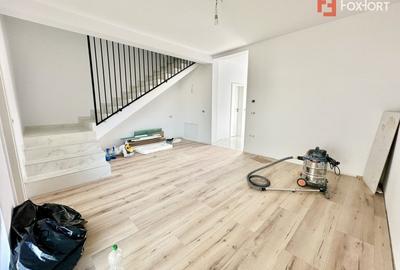 Duplex 4 camere, toate utilitatile, drum pavat Duplex 4 camere, toate utilitatile, drum pavat - 9