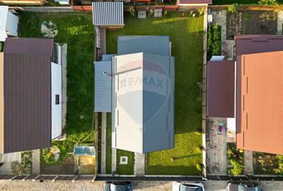 Comision 0%! | Proprietate cu terasa, semineu | 400 mp teren, Izvor! - 44