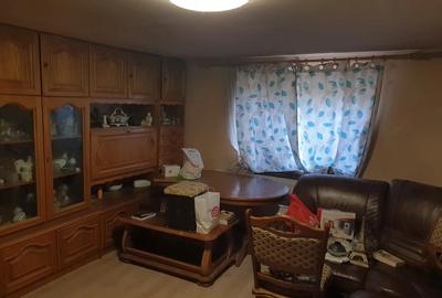 Casă cu 3 camere în Herneacova