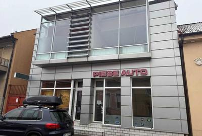 Spațiu comercial, de 78 mp, în Central - 5