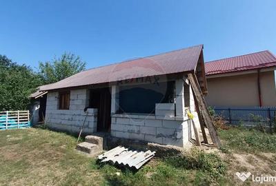 Casă cu 4 camere cu Teren 1000 Mp în Urechești - 7